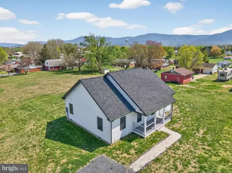551 Park Road Stanley VA 22851
