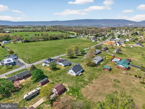 551 Park Road Stanley VA 22851