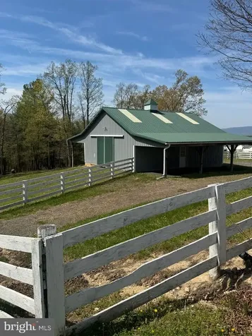 1050 Brookstone Road Luray VA 22835