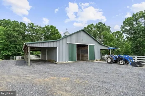 1050 Brookstone Road Luray VA 22835