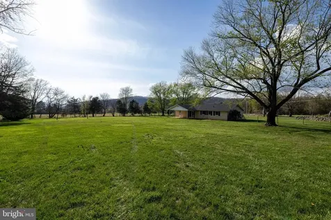 4881 Ida Road Luray VA 22835