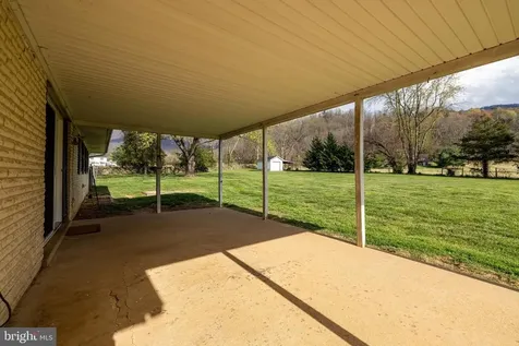 4881 Ida Road Luray VA 22835