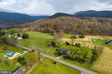 4881 Ida Road Luray VA 22835