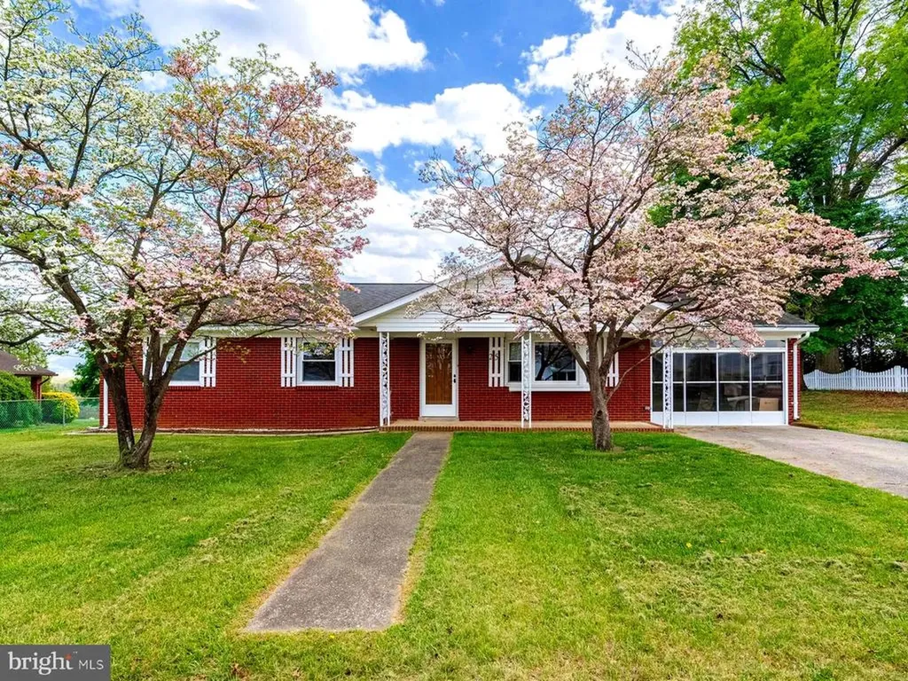 25 Woodland Park Drive Luray VA 22835