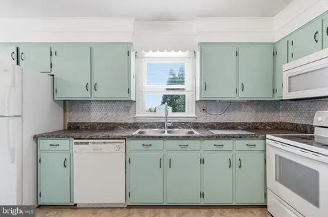 25 Woodland Park Drive Luray VA 22835