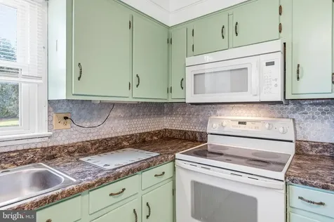 25 Woodland Park Drive Luray VA 22835