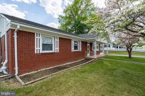 25 Woodland Park Drive Luray VA 22835