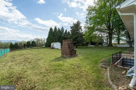 25 Woodland Park Drive Luray VA 22835