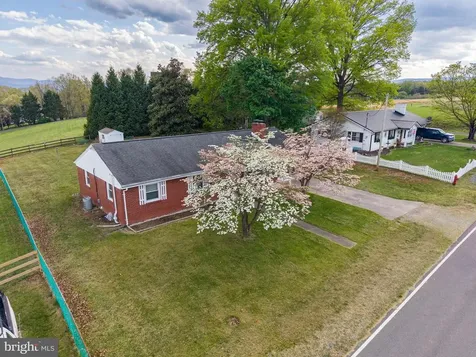 25 Woodland Park Drive Luray VA 22835