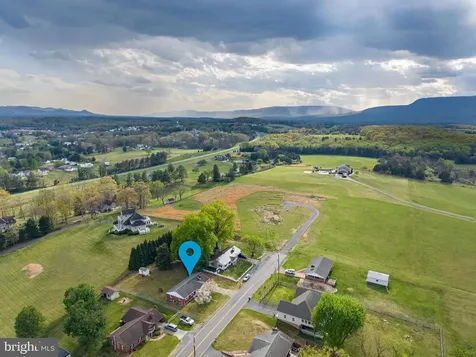 25 Woodland Park Drive Luray VA 22835