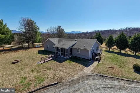 2301 Page Valley Road S Luray VA 22835