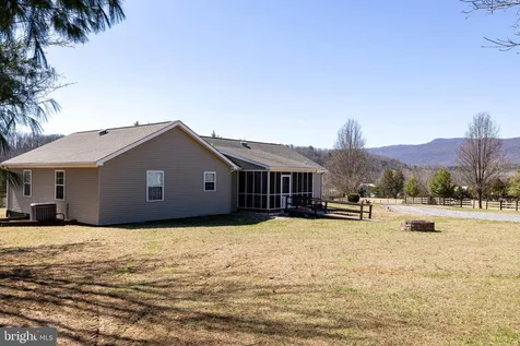 2301 Page Valley Road S Luray VA 22835