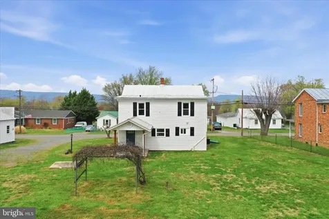 333 Honeyville Avenue Stanley VA 22851