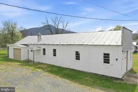 333 Honeyville Avenue Stanley VA 22851