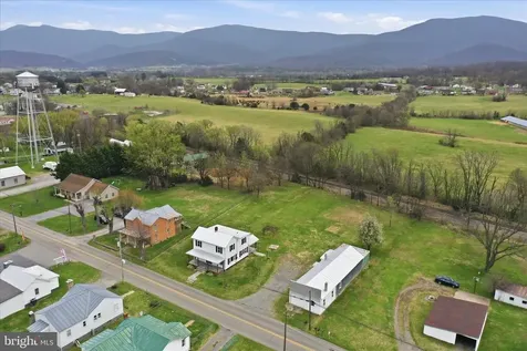 333 Honeyville Avenue Stanley VA 22851
