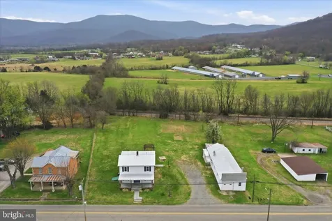 333 Honeyville Avenue Stanley VA 22851