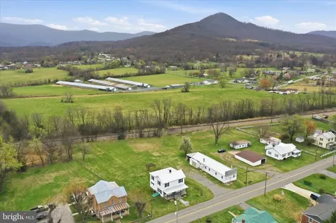 333 Honeyville Avenue Stanley VA 22851