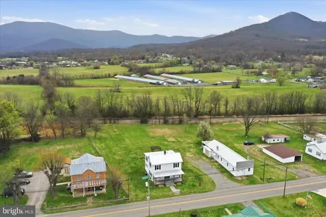 333 Honeyville Avenue Stanley VA 22851