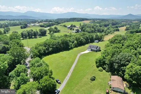 1835 Mill Creek Xrds Luray VA 22835
