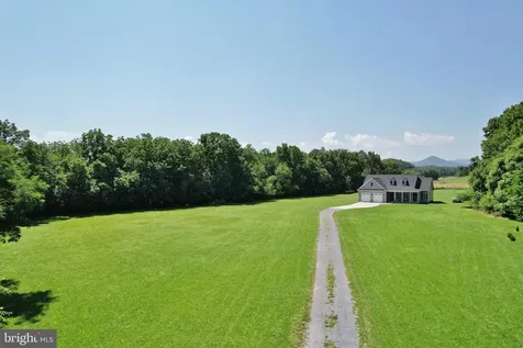 1835 Mill Creek Xrds Luray VA 22835