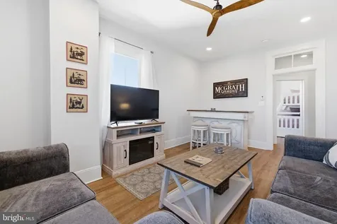 10 Deford Avenue N Luray VA 22835