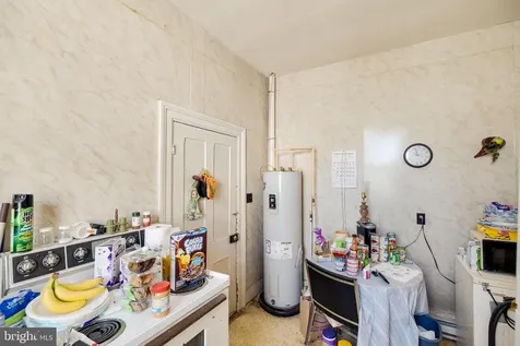 10 Deford Avenue N Luray VA 22835