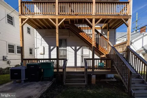 10 Deford Avenue N Luray VA 22835