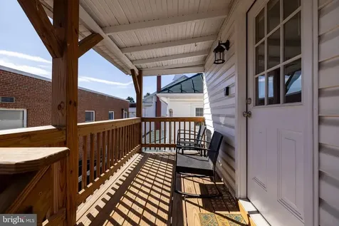 10 Deford Avenue N Luray VA 22835
