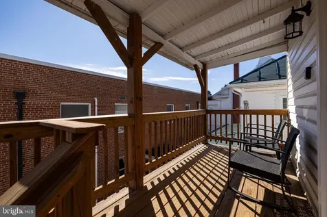 10 Deford Avenue N Luray VA 22835