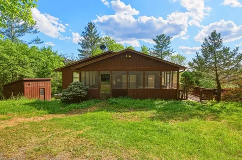 455 Woodside Drive Rileyville VA 22650