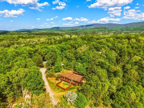 455 Woodside Drive Rileyville VA 22650
