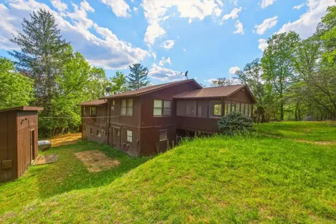 455 Woodside Drive Rileyville VA 22650