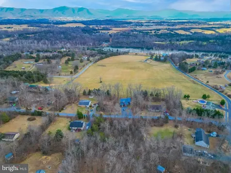 Riverbend Drive Luray VA 22835