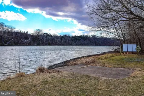 Riverbend Drive Luray VA 22835