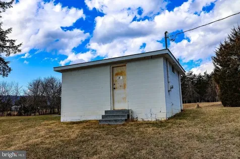 Riverbend Drive Luray VA 22835