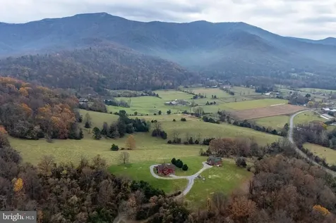 2225 Valley Burg Road Luray VA 22835