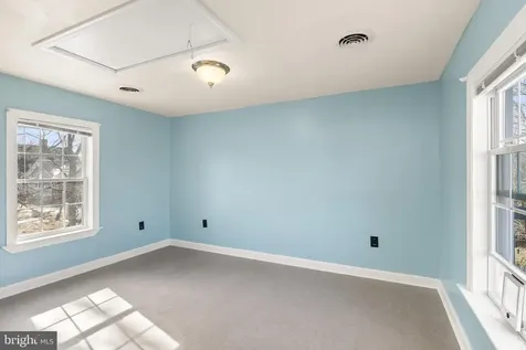 115 Page Street E Luray VA 22835