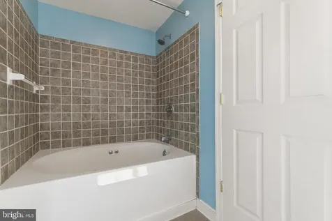 115 Page Street E Luray VA 22835