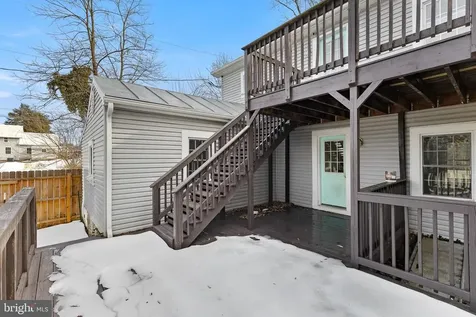 115 Page Street E Luray VA 22835