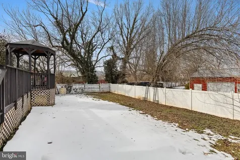 115 Page Street E Luray VA 22835