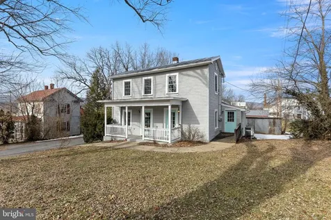 115 Page Street E Luray VA 22835