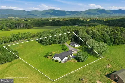 1168 Piney Woods Road Luray VA 22835