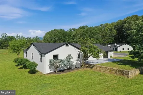 1168 Piney Woods Road Luray VA 22835