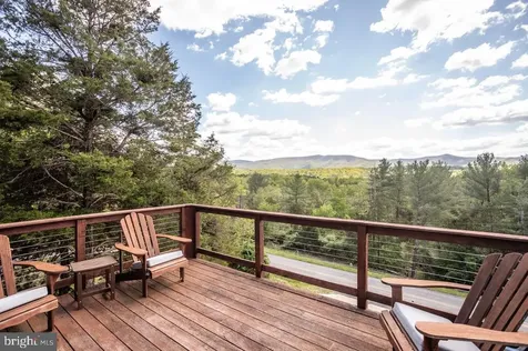 6261 Page Valley Road S Luray VA 22835