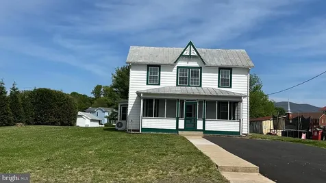 206 2nd Street Shenandoah VA 22849
