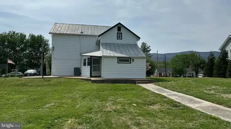 206 2nd Street Shenandoah VA 22849