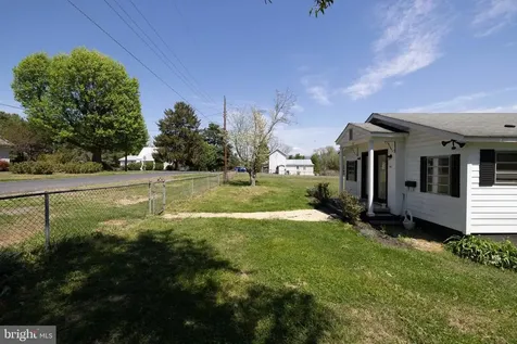 411 Fourth Street Luray VA 22835