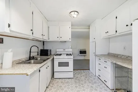 411 Fourth Street Luray VA 22835