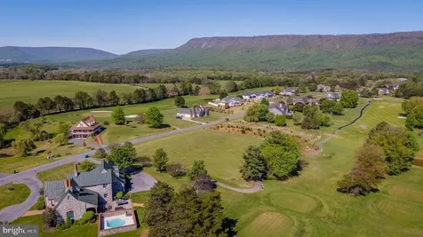 Beall Avenue Luray VA 22835