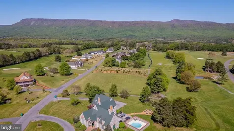 Beall Avenue Luray VA 22835
